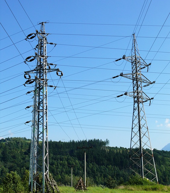 Pylonen, Sendemasten, Kabel, Drähte