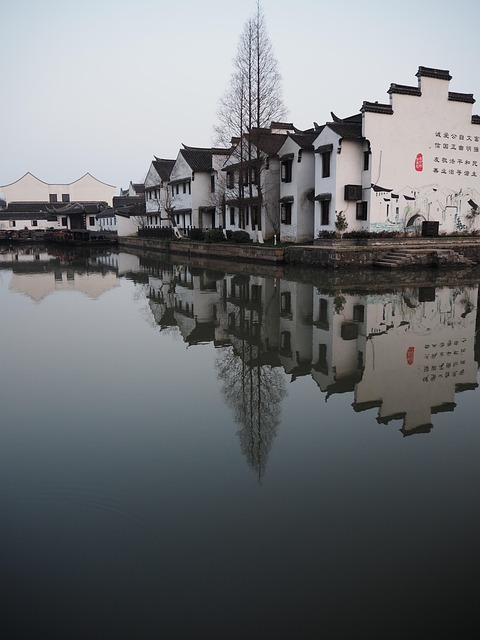 Gebouw, Boom, Meer, Reflectie, Reizen
