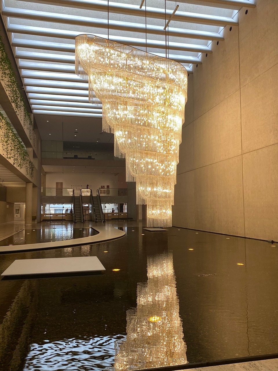 Brisbane Art Gallery Chandelier Free photo on Pixabay Pixabay