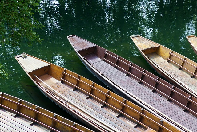Free Punt Boats photo and picture