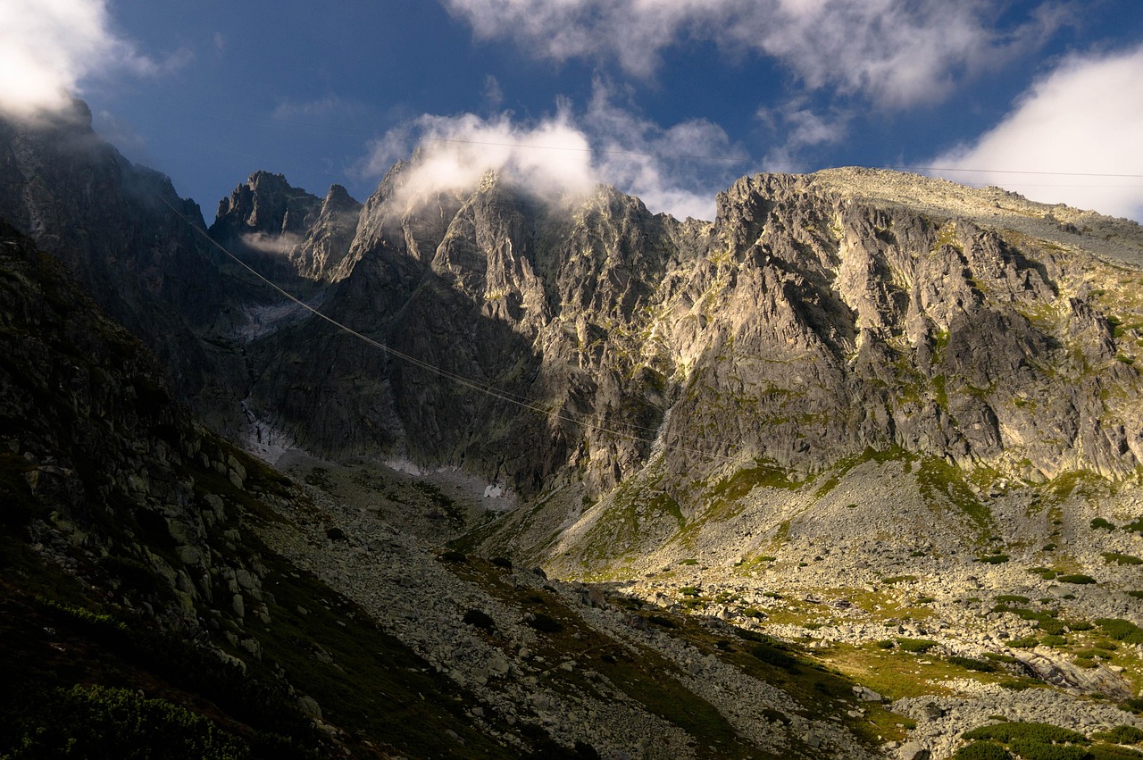 Mountains - free online jigsaw puzzle photo
