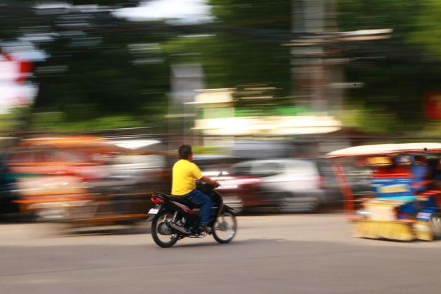 Free Speed Blur Motorcycle photo and picture