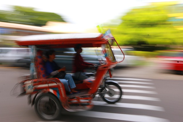 Free Speed Blur Tricycle photo and picture