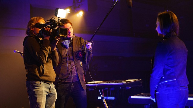 Camera, Microfoon, Gesprek, Personeel