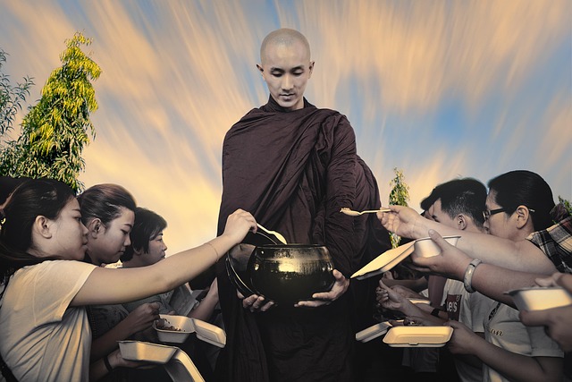 monk, buddhist, theravada, religious, buddhism, respectful, faith, generosity, culture, pindacara, alm round, giving, almsgiving, generosity, generosity, generosity, generosity, generosity, almsgiving
