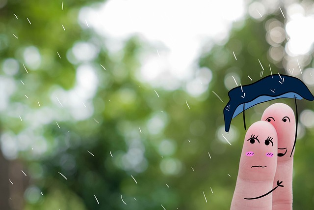 Free finger art couple rain illustration