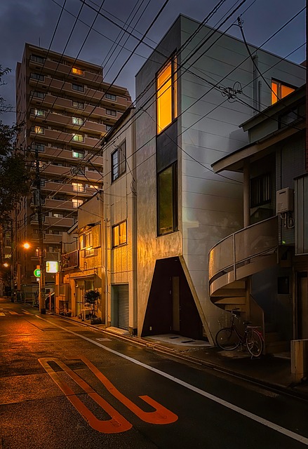 Free Angles Architecture photo and picture
