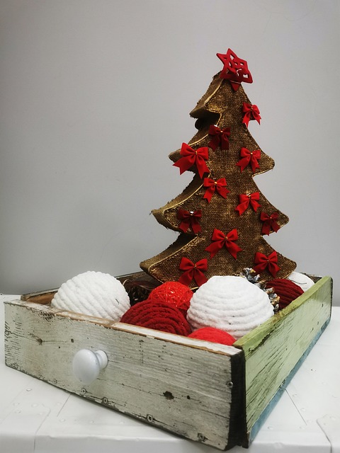 Free Tree Christmas photo and picture