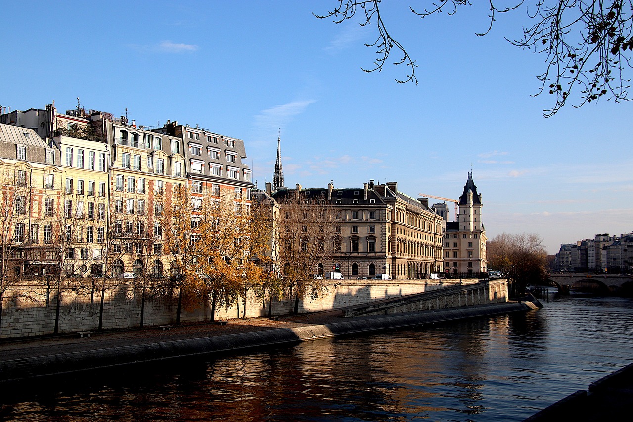 Paris - free online jigsaw puzzle photo