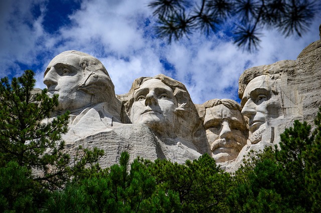 Free Mount Rushmore National Memorial photo and picture