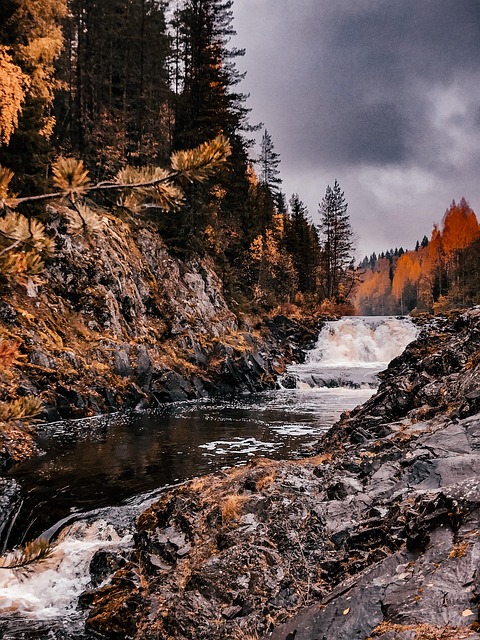 Free Cascade River photo and picture