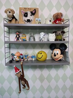 Free Shelf Interior photo and picture