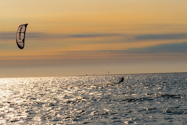 Free Sea Surf Wind photo and picture