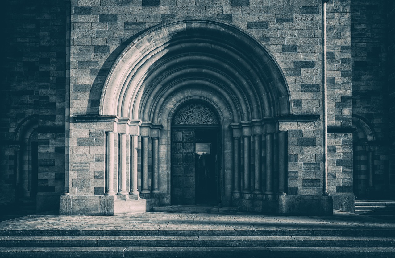 Church - free online jigsaw puzzle photo