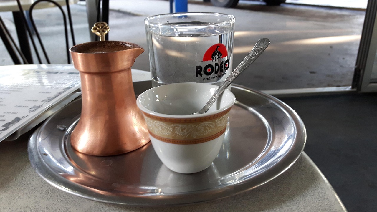Tradisi Keluarga Unik di Mesir - Kopi Mesir tradisional