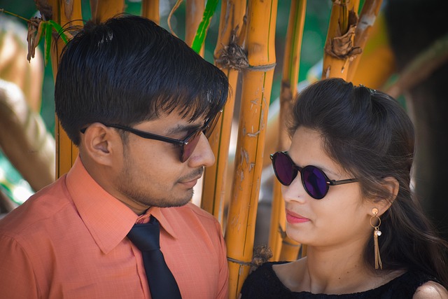 Free Couple First Impression photo and picture