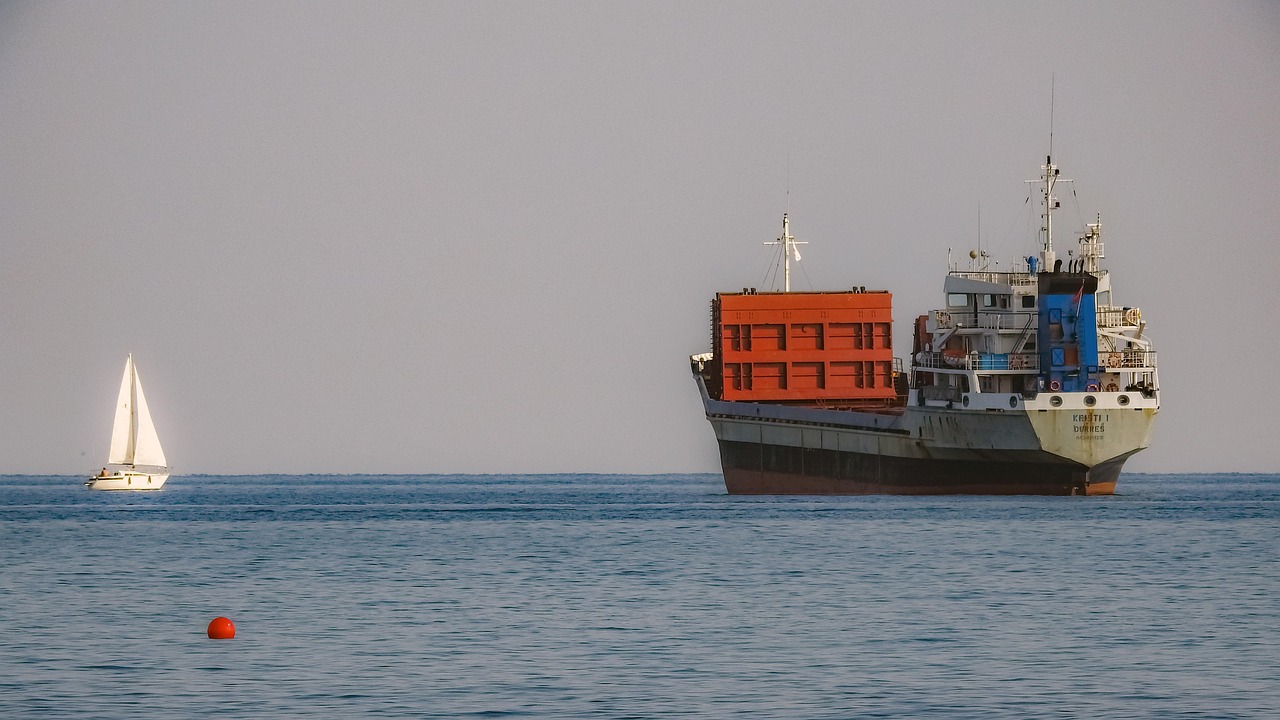 Boat - free online jigsaw puzzle photo