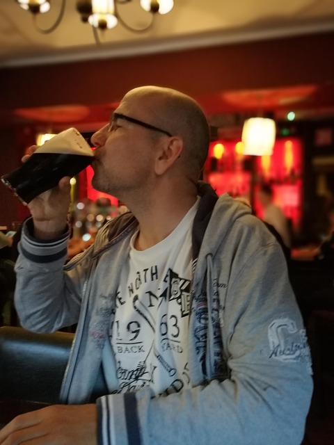 Free Pub Guinness photo and picture