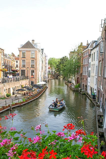 Free Utrecht Canal photo and picture