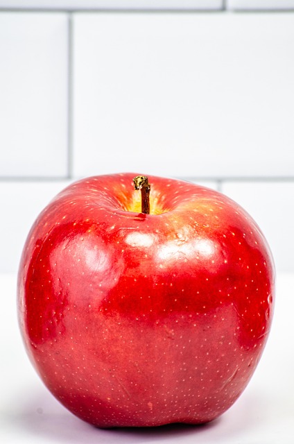 Free Apples With White Background photo and picture