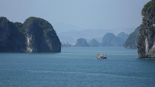 Free Vietnam Sea photo and picture