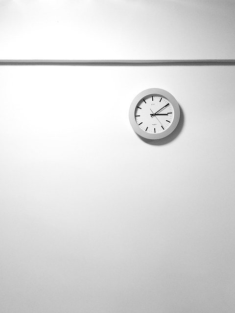 Free Clock Black And White photo and picture