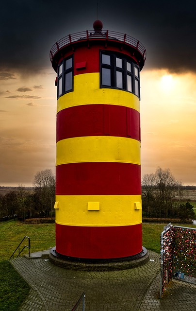 Free Lighthouse Pilsum photo and picture