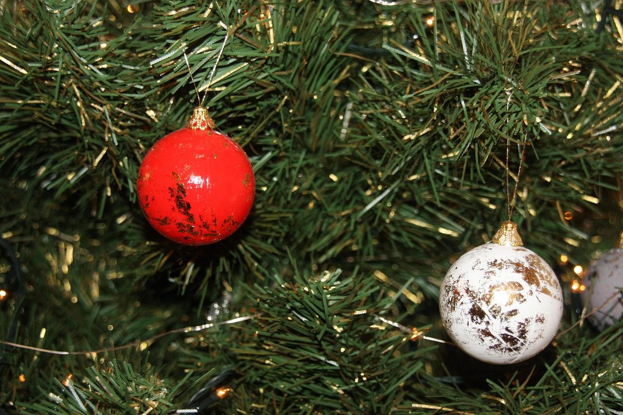 Bauble Christmas Tree - Free photo on Pixabay