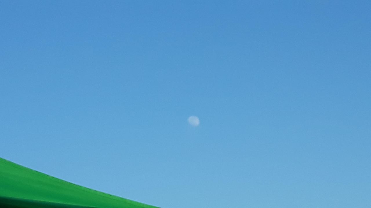 하늘 달 낮 - Pixabayの無料写真 - Pixabay