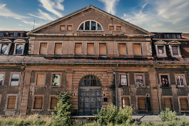 Free Architecture Ruin photo and picture