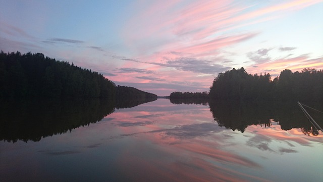 Free Lake Landscape photo and picture