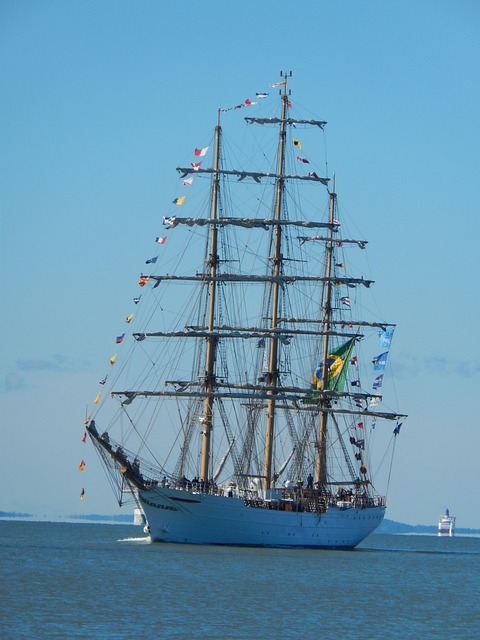Free Sailing Ship Sea photo and picture
