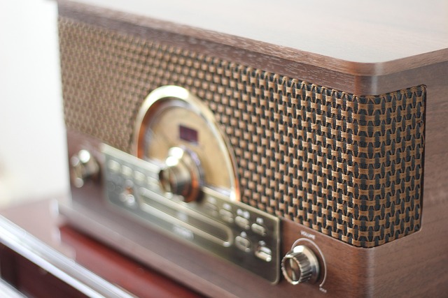 Free Radio Retro photo and picture