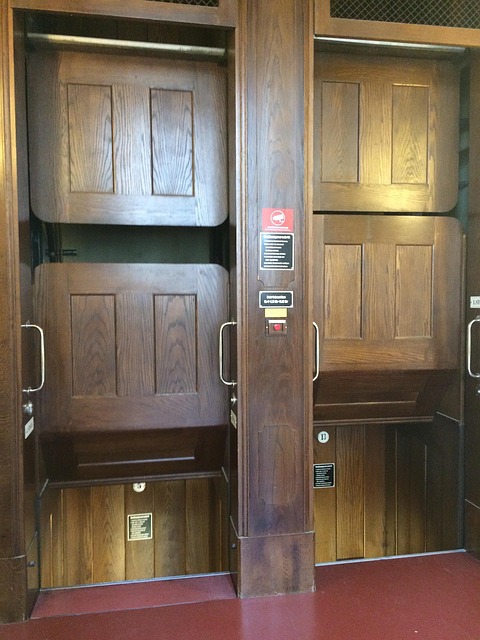 Free Elevator Pater Noster photo and picture