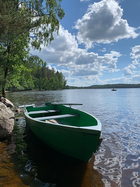 Free Boat Lake photo and picture
