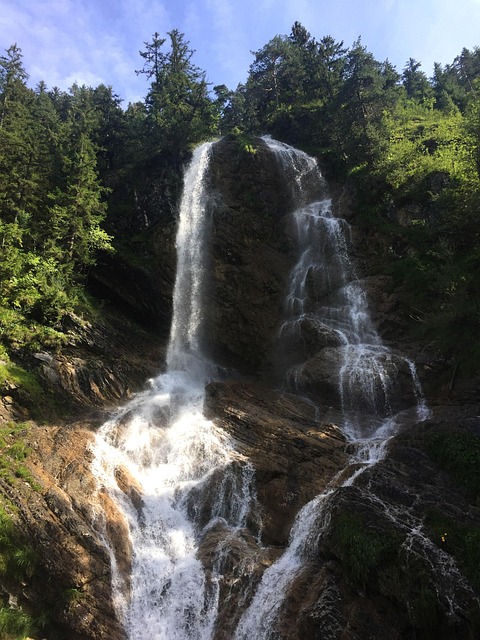 Free Waterfall Mountain Lake photo and picture