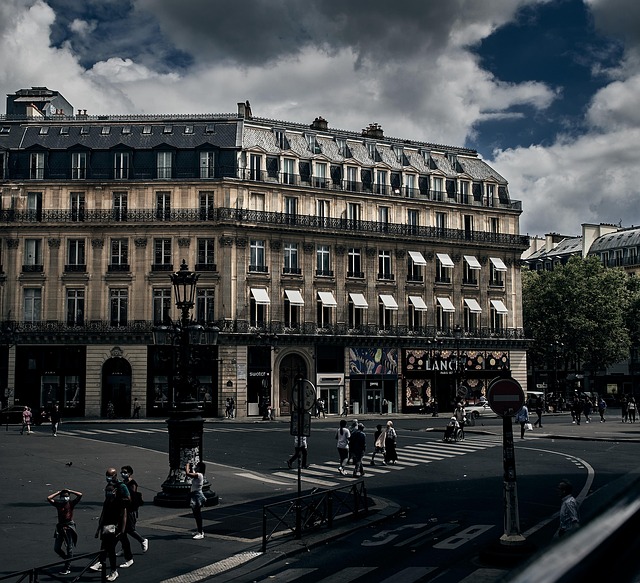Free Building Landmark photo and picture