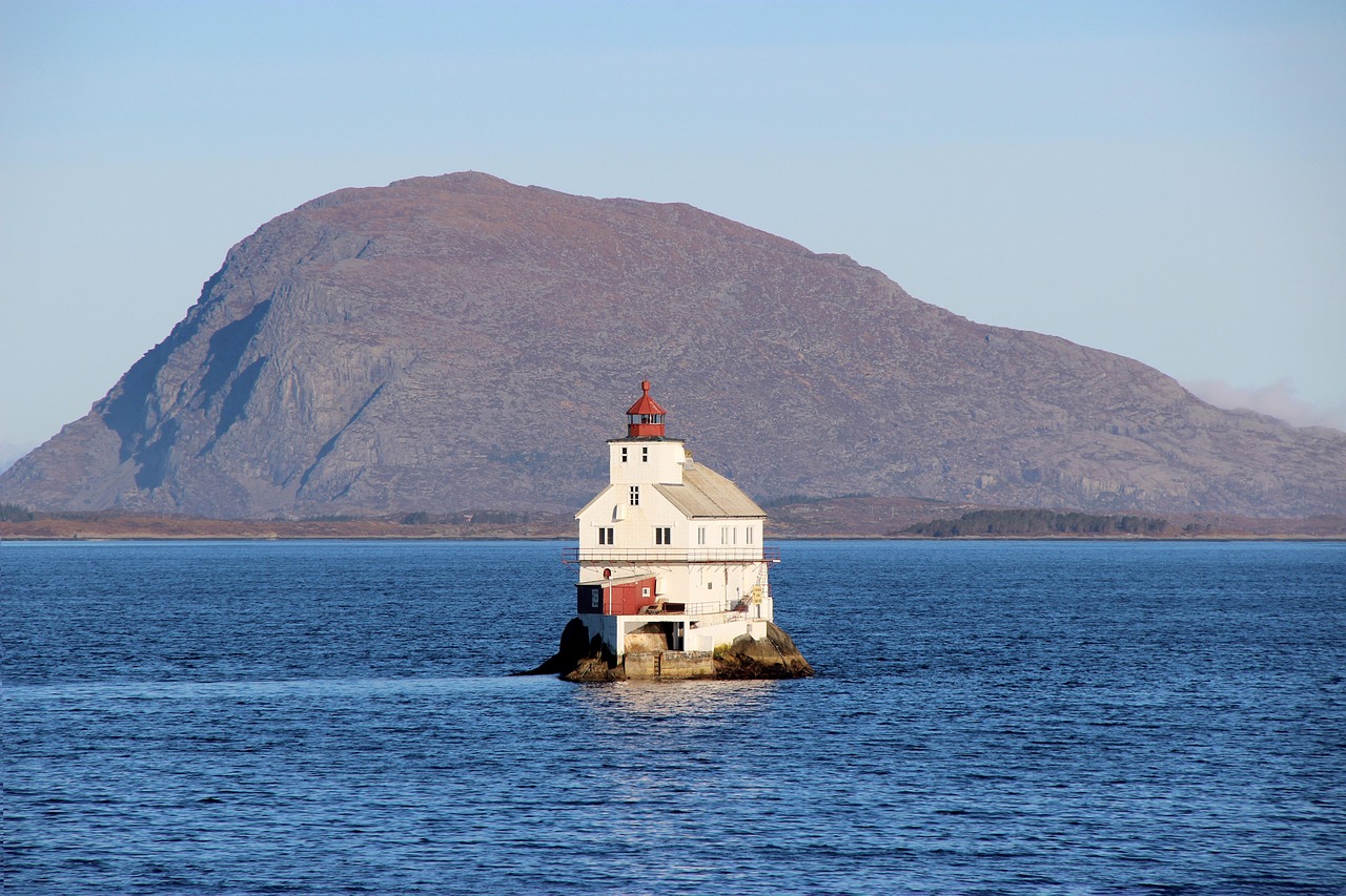 Lighthouse - free online jigsaw puzzle photo