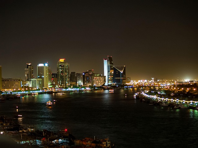 Free Dubai 2003 photo and picture