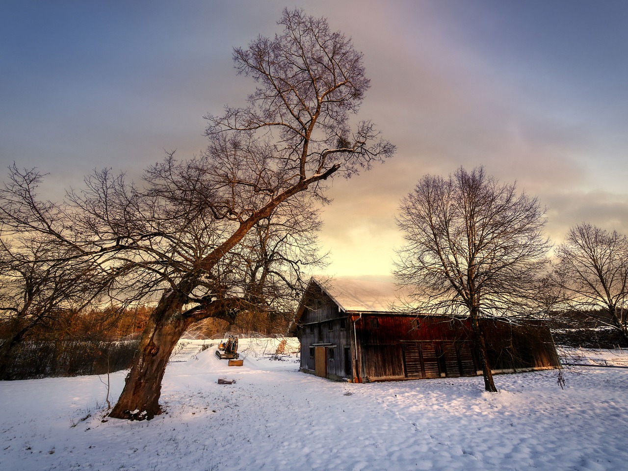 Barn - free online jigsaw puzzle photo