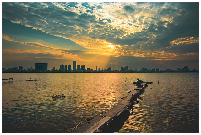 Free Sunny Ray photo and picture