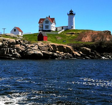 Free Nubble Lighthouse photo and picture