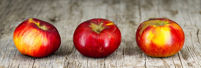Free Apples Fruit photo and picture