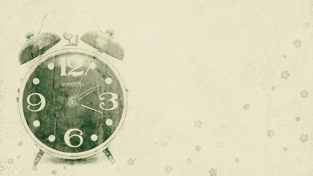 Free alarm clock time vintage illustration