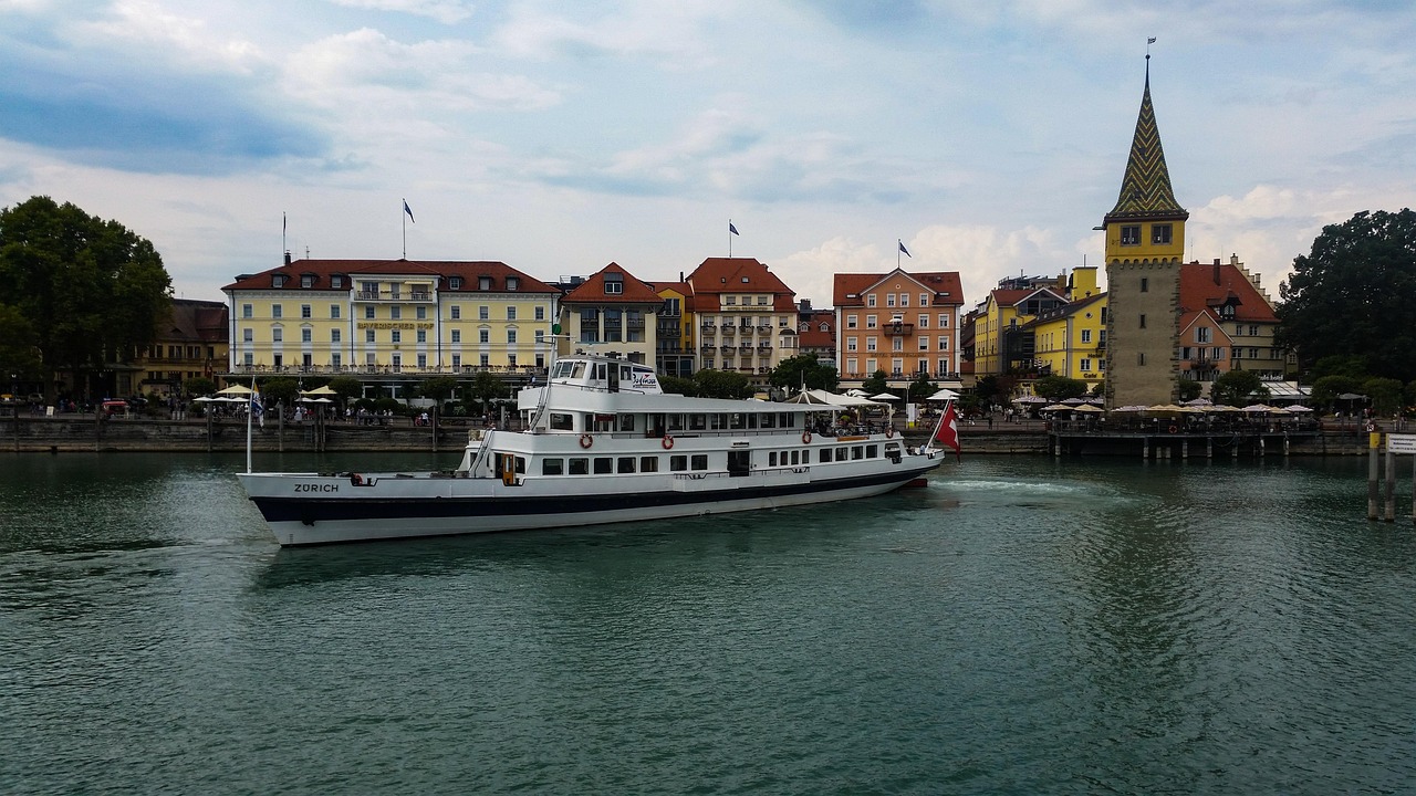 Town - free online jigsaw puzzle photo