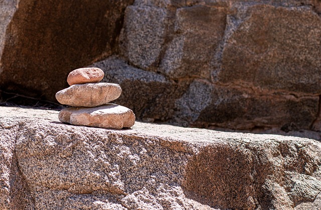 Free Balance Rocks photo and picture