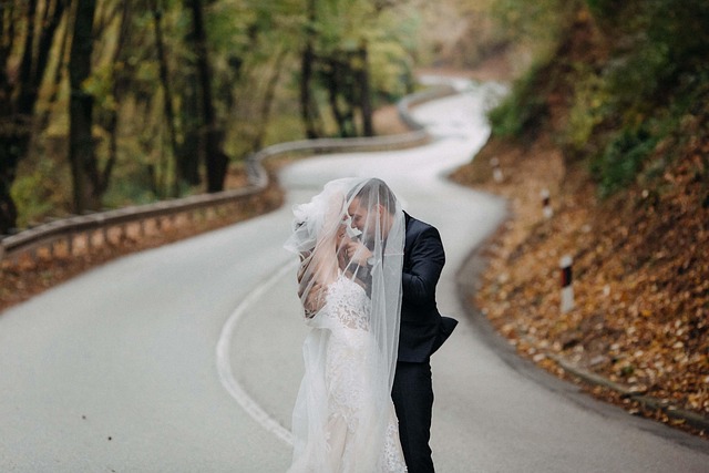 Free Couple Wedding photo and picture