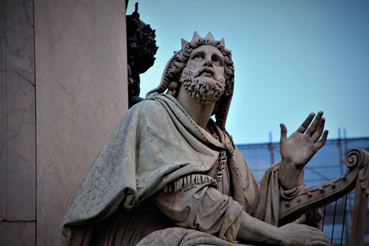 3+ Free Moises & Statue Images - Pixabay