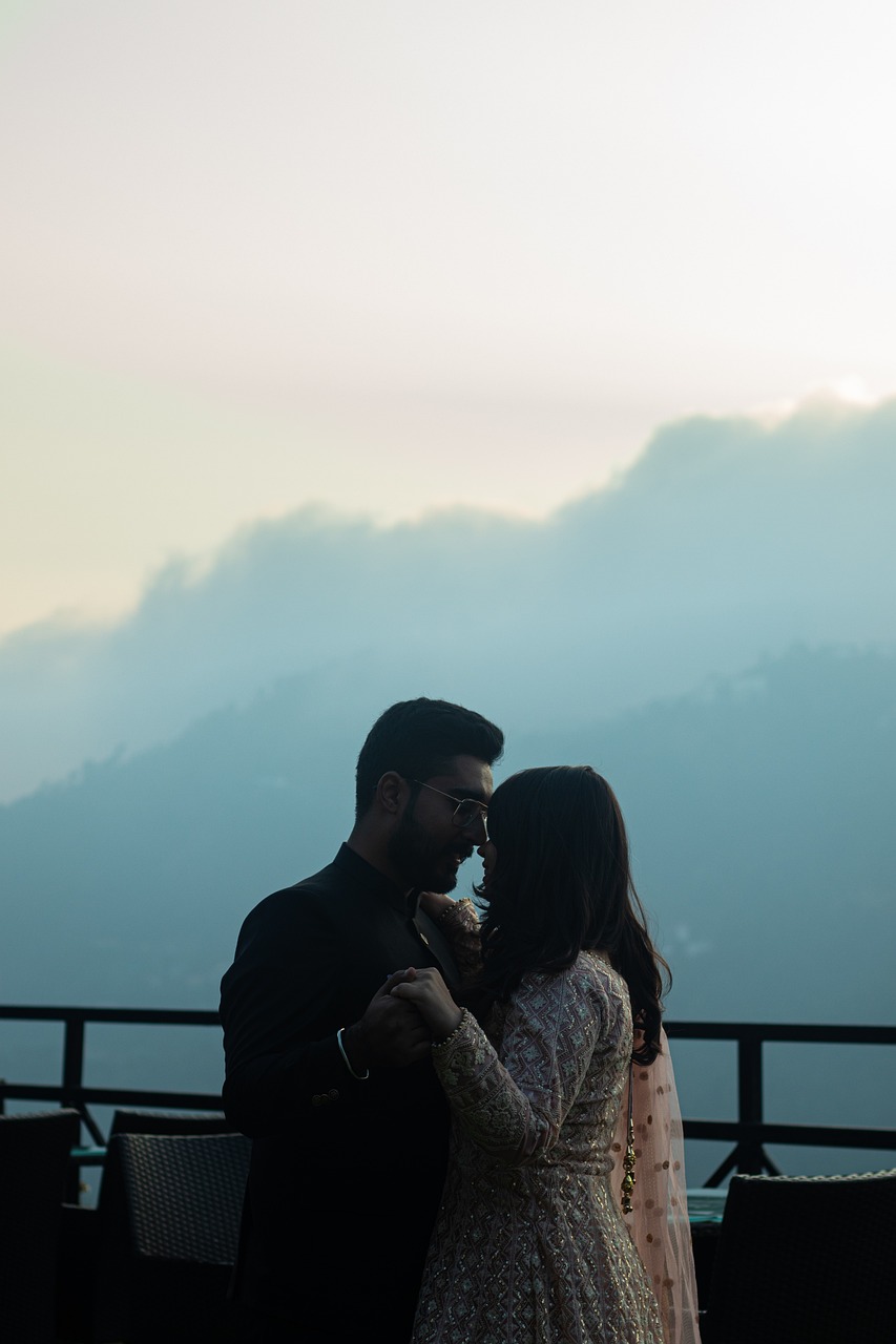 20,000+ Free Romantic Couple Photoshoot & Couple Images - Pixabay