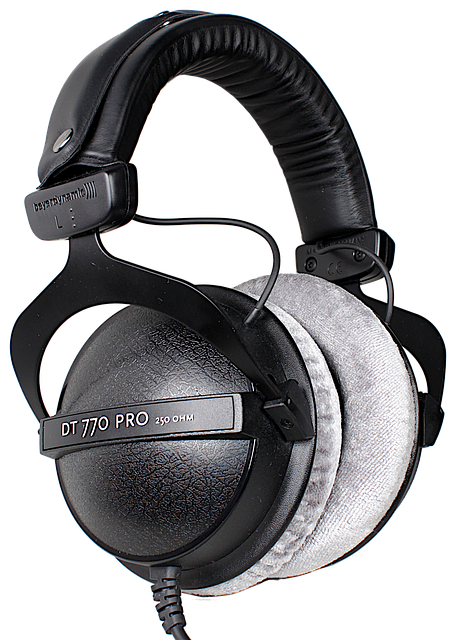 Free Headphones Audio illustration and picture